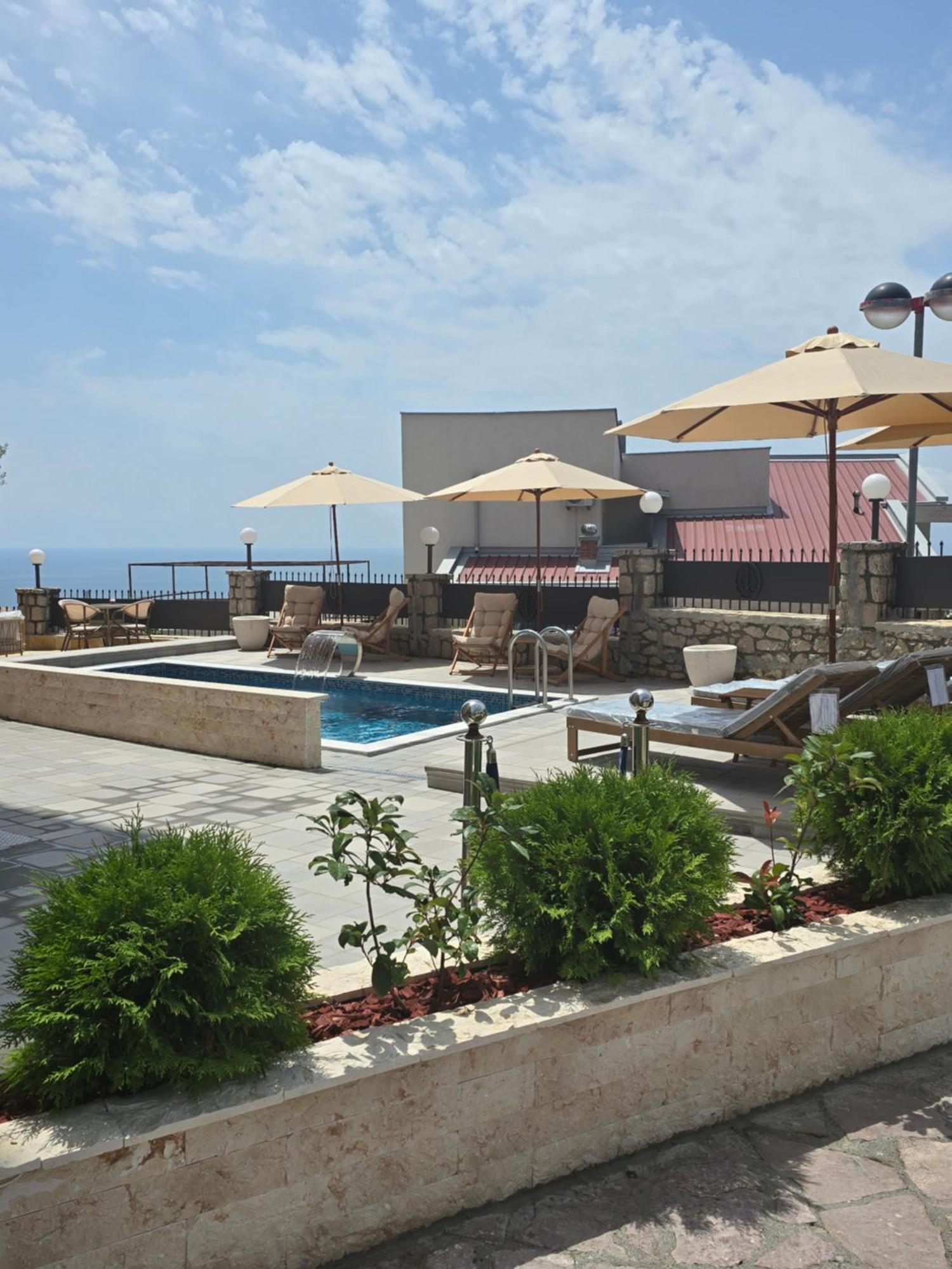 Apartments Mediteran Улцинь Экстерьер фото