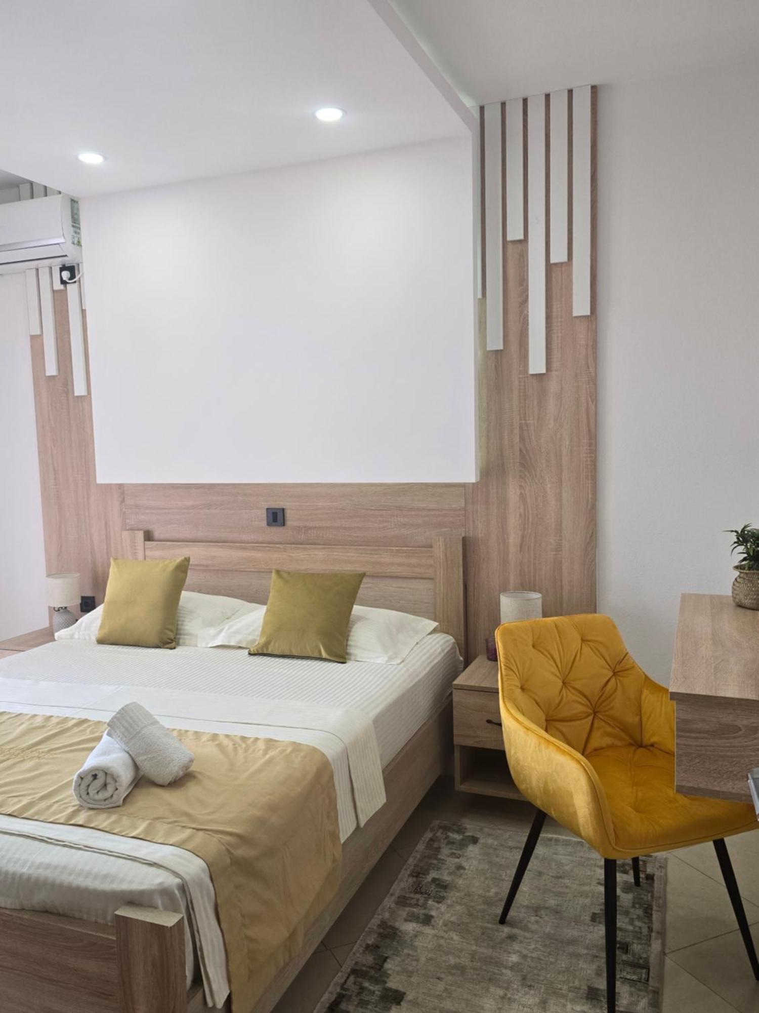Apartments Mediteran Улцинь Экстерьер фото