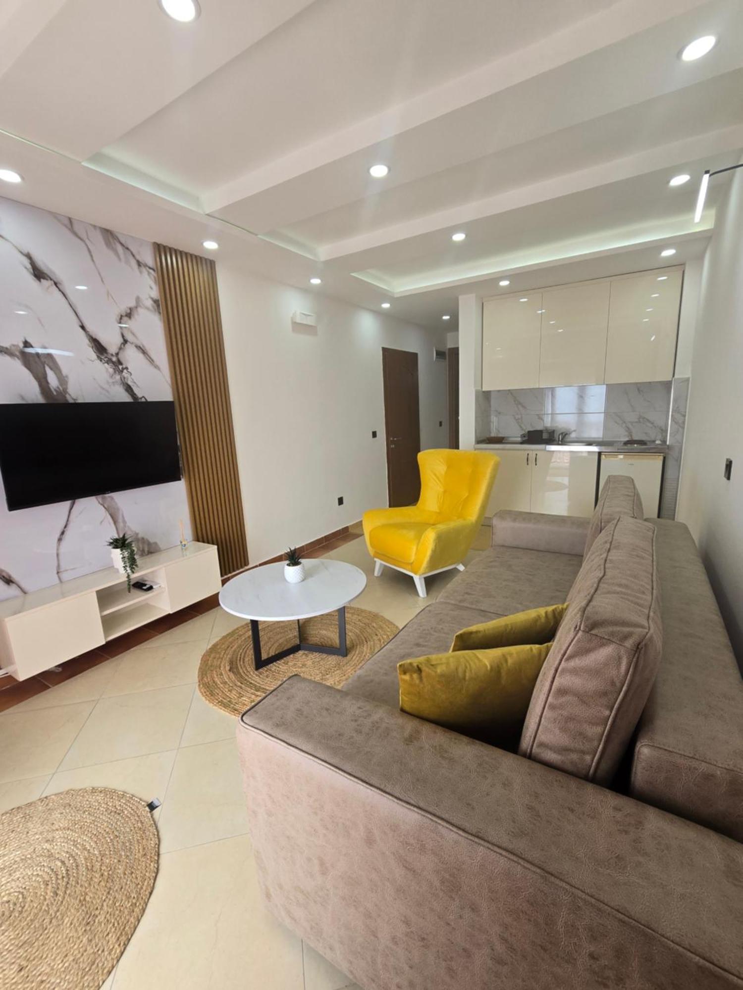 Apartments Mediteran Улцинь Экстерьер фото