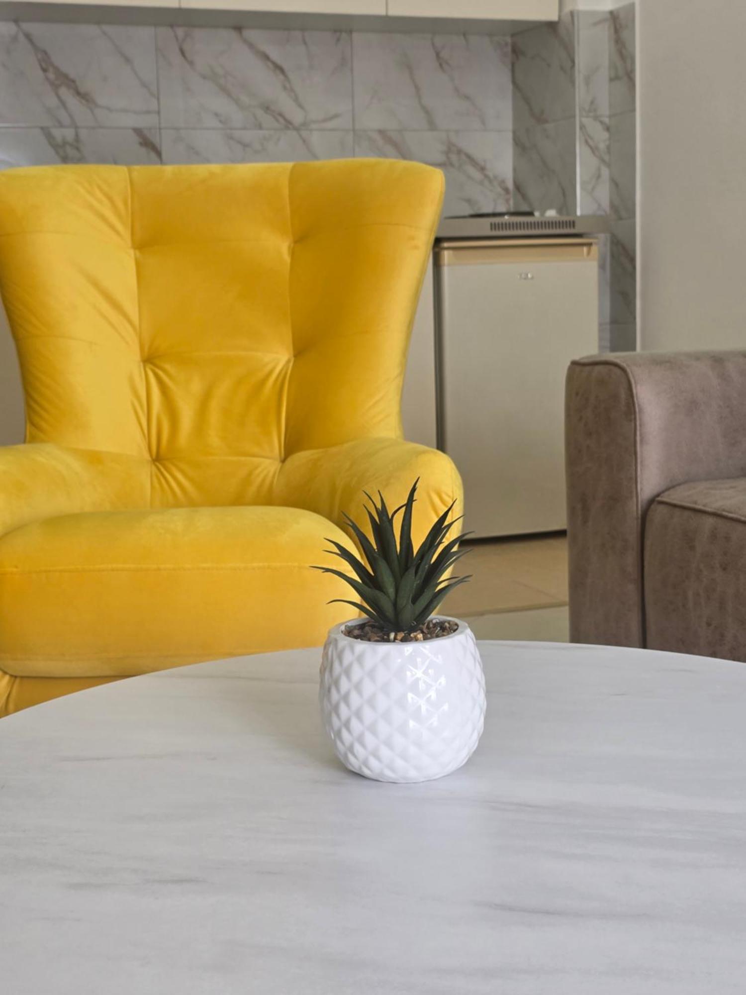 Apartments Mediteran Улцинь Экстерьер фото